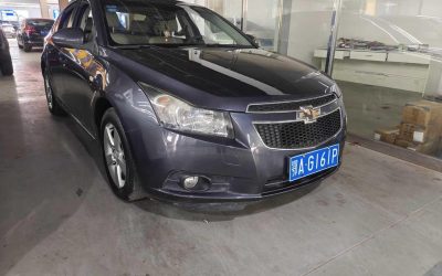 r218484-chevrolet-cruze-2012_0