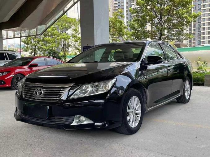 r218512-toyota-camry-2013_0