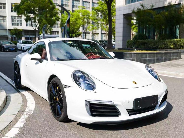 r218610-porsche-911-2016_0