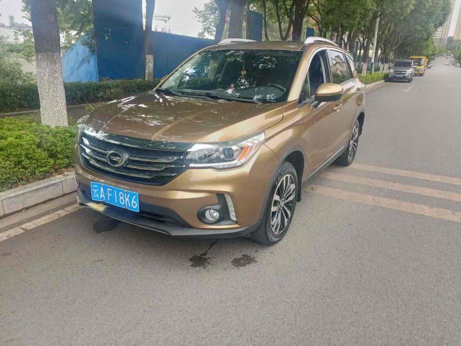 r218617-trumpchi-gs4-2018_0