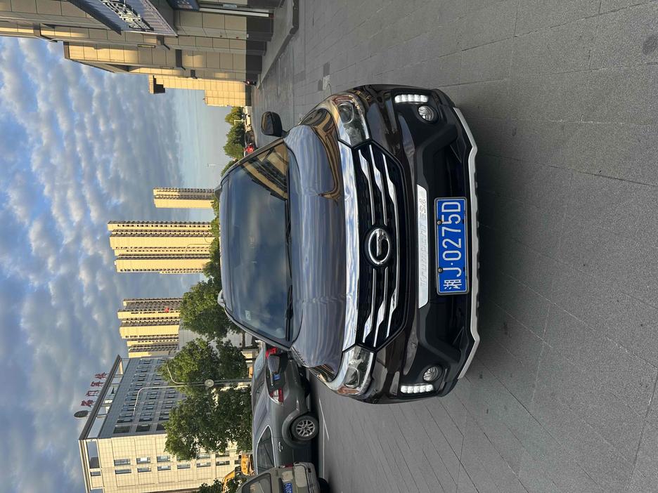 r218627-trumpchi-gs4-2016_0