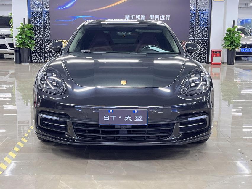 r218633-porsche-panamera-2018_0