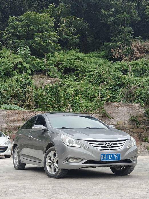 r218693-hyundai-sonata-2011_0
