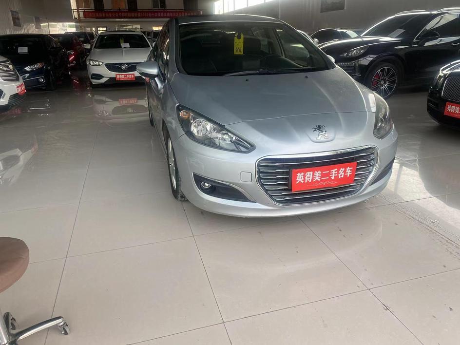 r218703-peugeot-308-2012_0