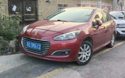 r218708-peugeot-308-2012_0
