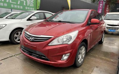 r218730-hyundai-reina-2014_0