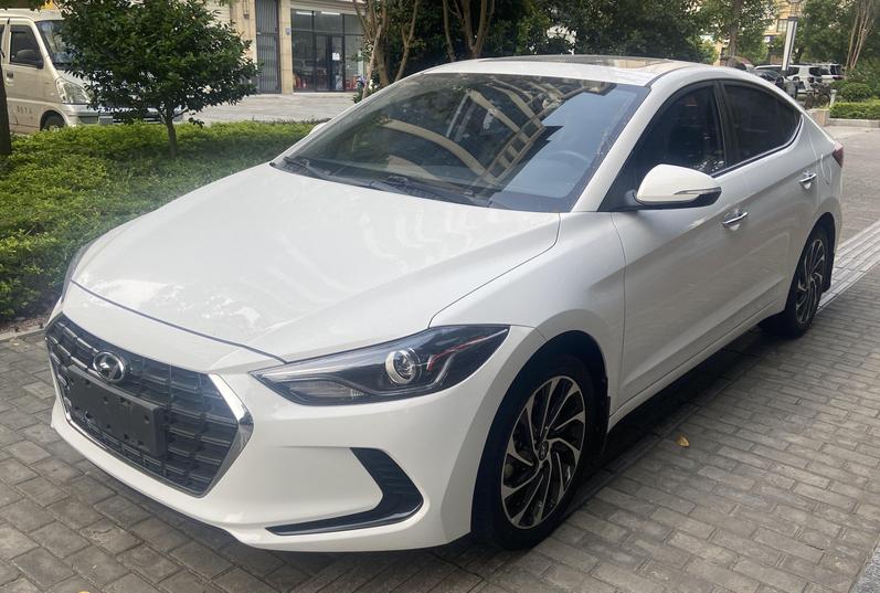 r218738-hyundai-elantra-2020_0