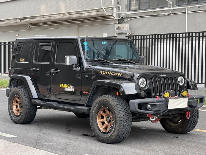 r218756-jeep-wrangler-2010_0
