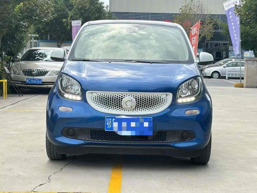 r218774-smart-forfour-2017_r218774-smart-forfour-2017_0