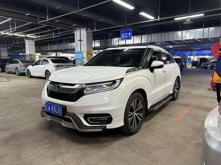 r218815-honda-avancier-2018_0