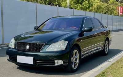 r218817-toyota-crown-2007_0