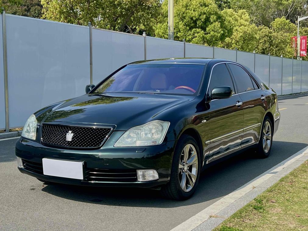 r218817-toyota-crown-2007_0