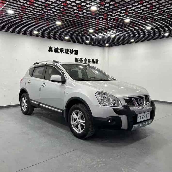 r218847-nissan-qashqai-2012_0