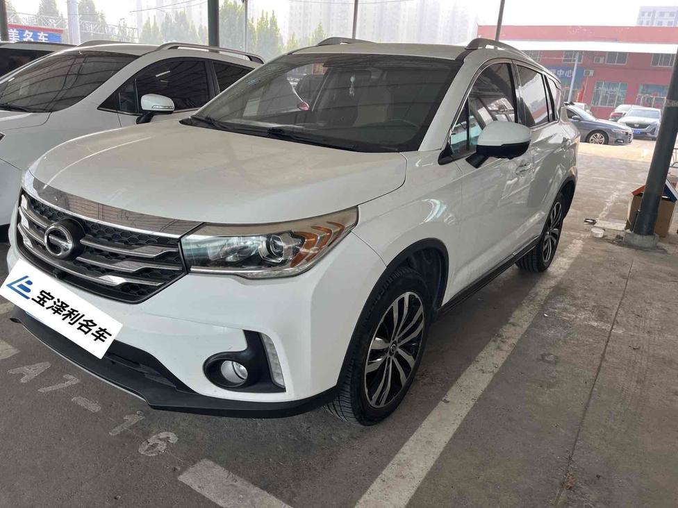 r218857-trumpchi-gs4-2017_0