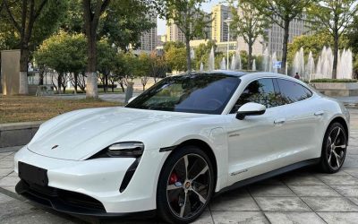 r218892-porsche-taycan-2021_0