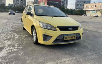 r218926-ford-focus-2012_0