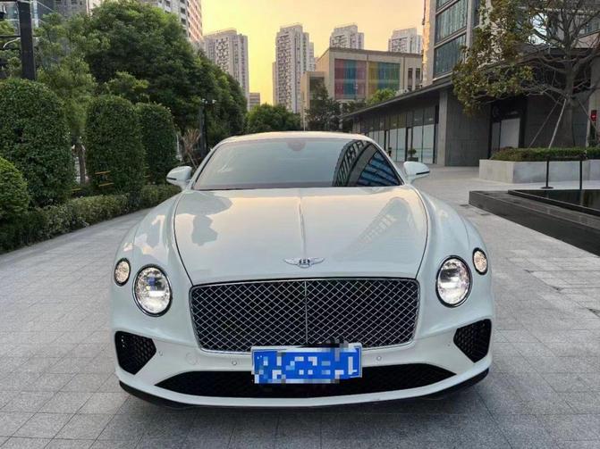 r218950-bentley-continental-2021_0