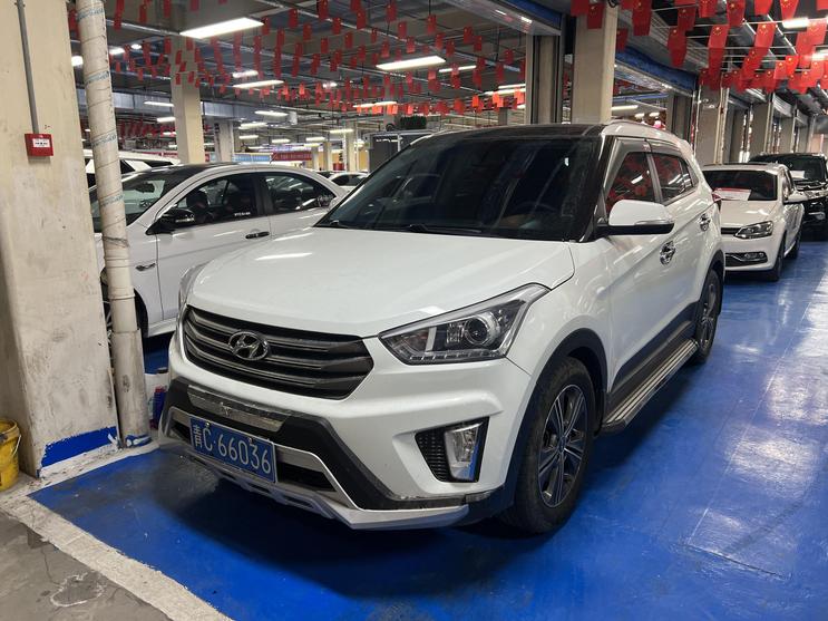 r218988-hyundai-ix25-2016_0