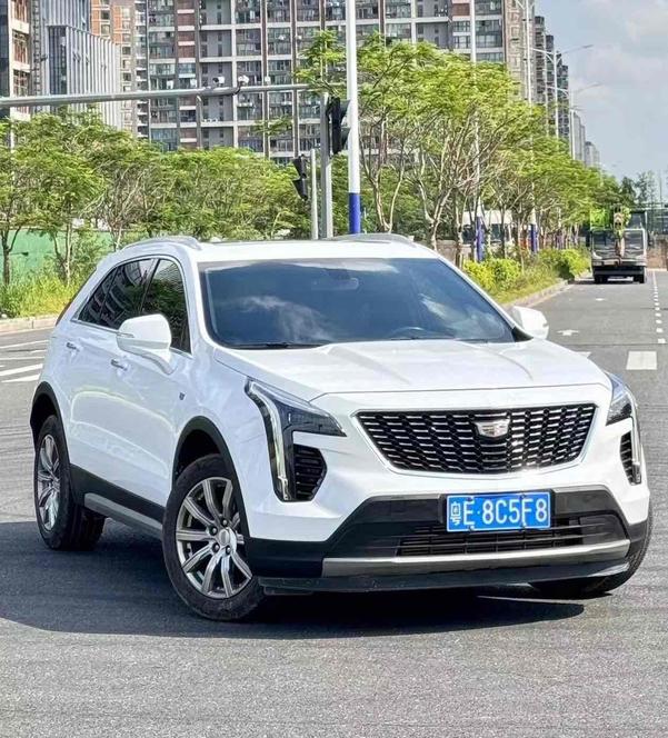 r219000-cadillac-xt4-2019_0
