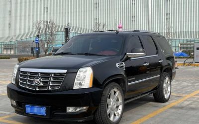 r219082-escalade-2010_0