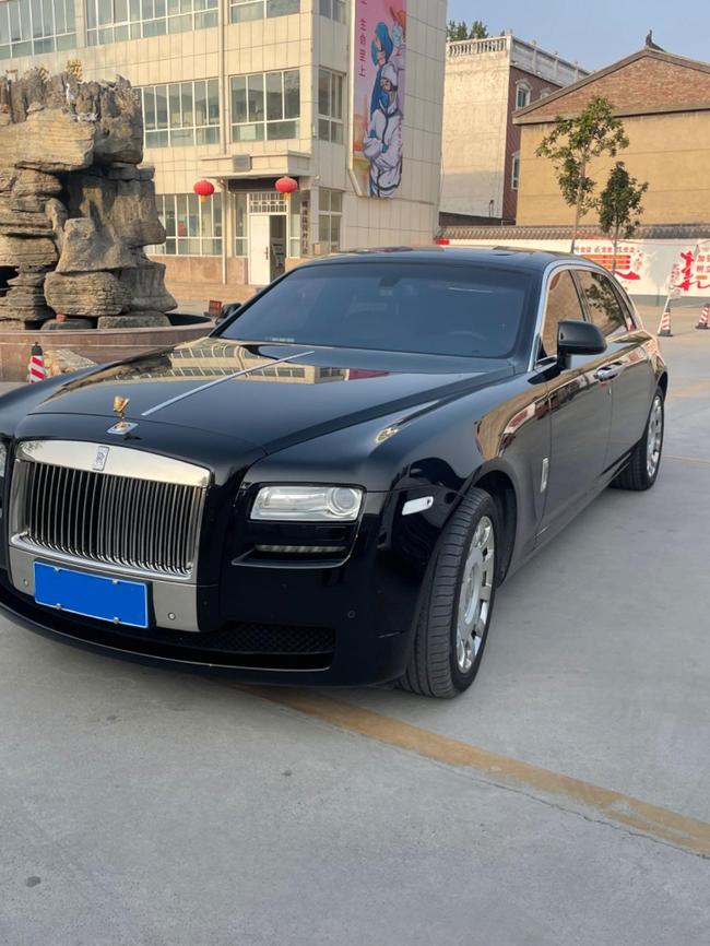 r219127-rolls-royce-ghost-2013_0