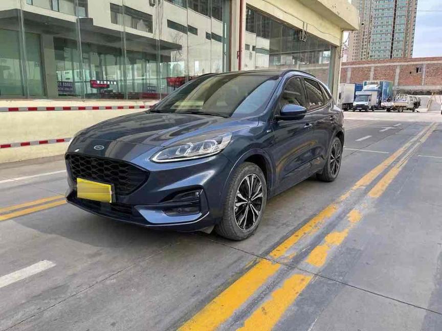 r219129-ford-escape-2020_0