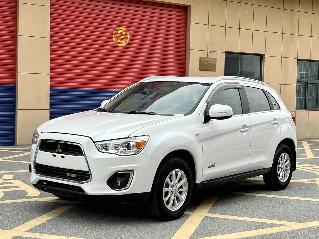 r219217-mitsubishi-asx-2015_0