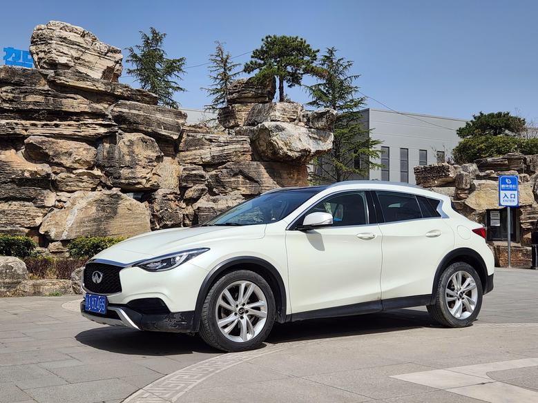 r219226-infiniti-qx30-2017_0