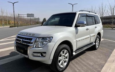 r219227-mitsubishi-pajero-2015_0