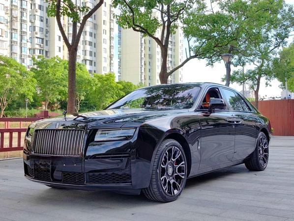r219241-rolls-royce-ghost-2023_0
