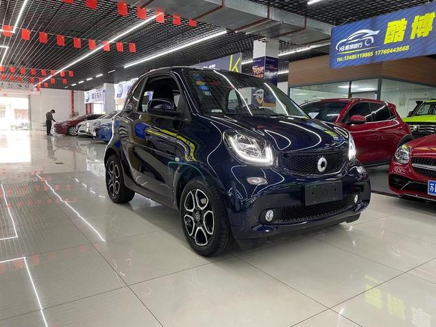 r219361-smart-fortwo-2017_0