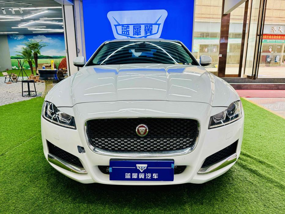 r219364-jaguar-xf-2016_0