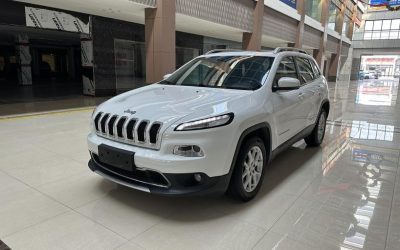 r219403-jeep-cherokee-2018_0
