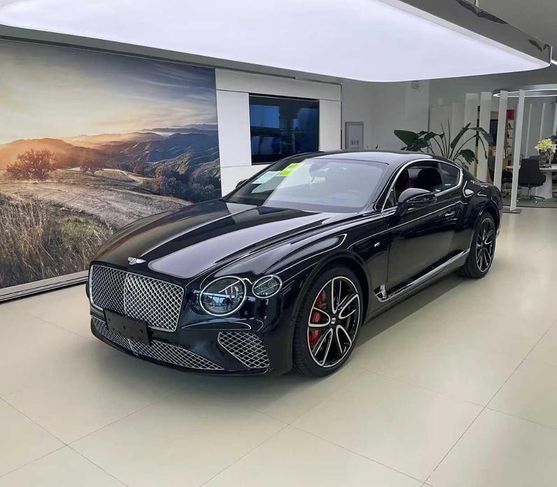 r219412-bentley-continental-2021_0
