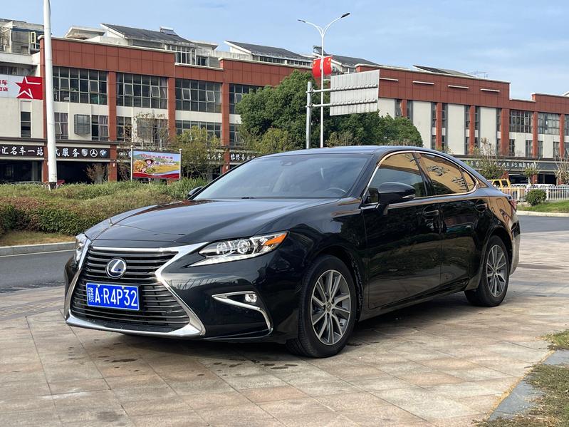 r219621-lexus-es-2017_0
