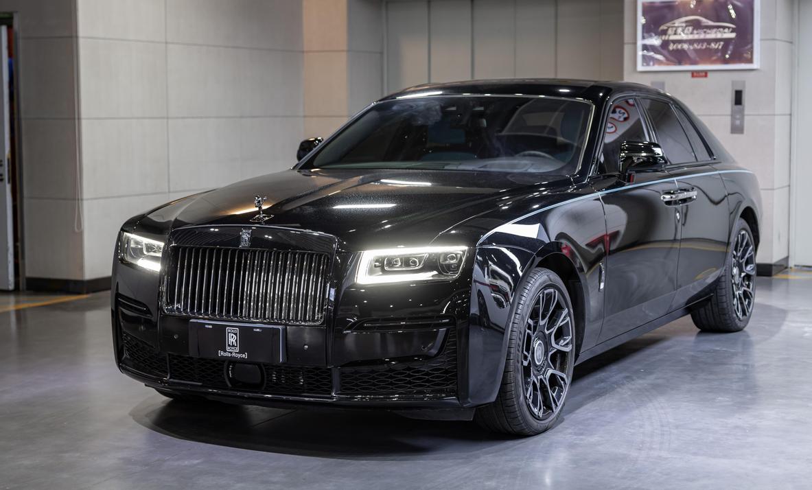 r219631-rolls-royce-ghost-2022_0