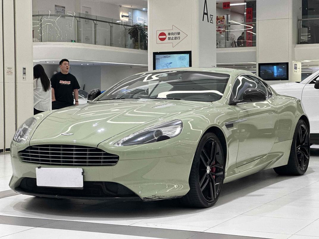 r219744-aston-martin-db9-2014_0