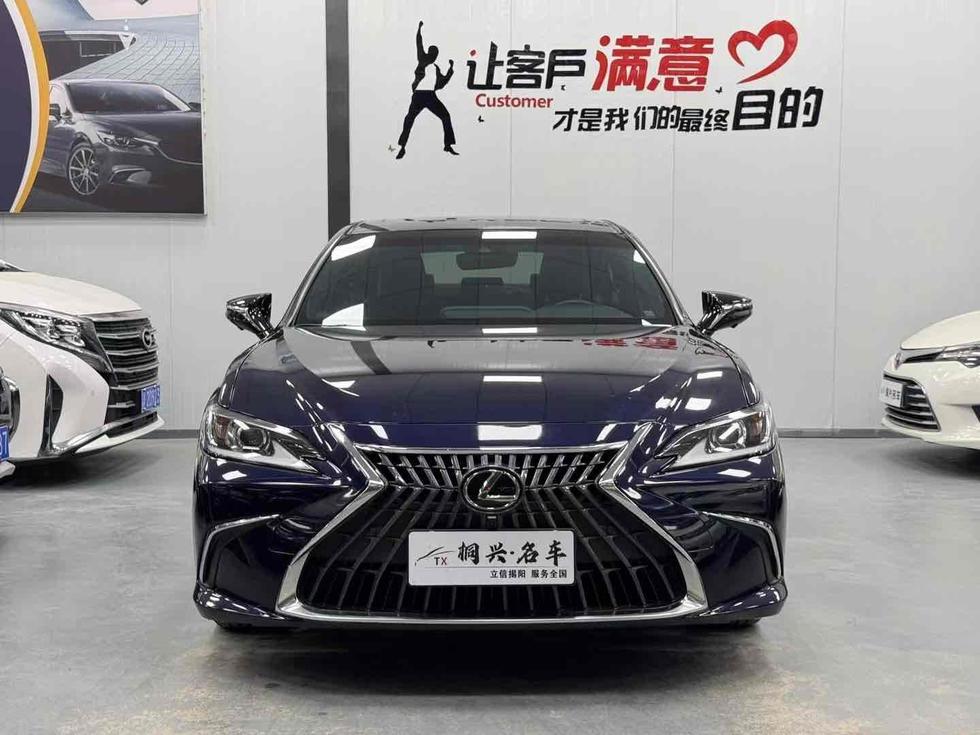 r219831-lexus-es-2022_0
