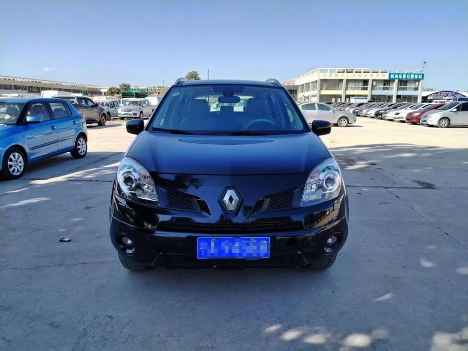 r219860-renault-koleos-2011_0