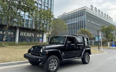 r219862-jeep-wrangler-2015_0