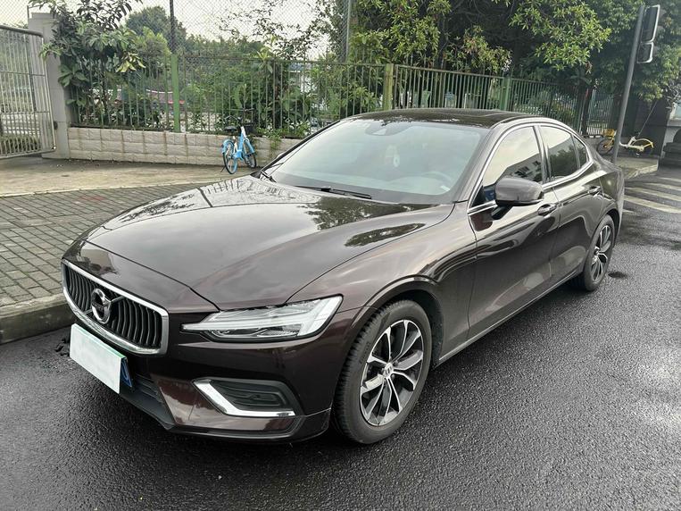 r219935-volvo-s60-2020_0