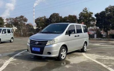 r219949-dongfeng-succe-2014_0