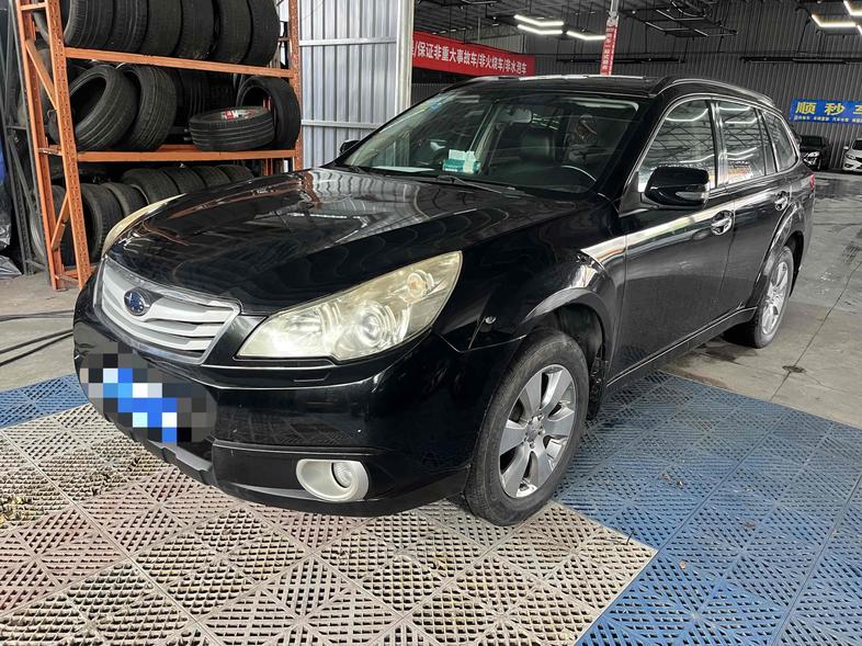 r220035-subaru-outback-2011_0