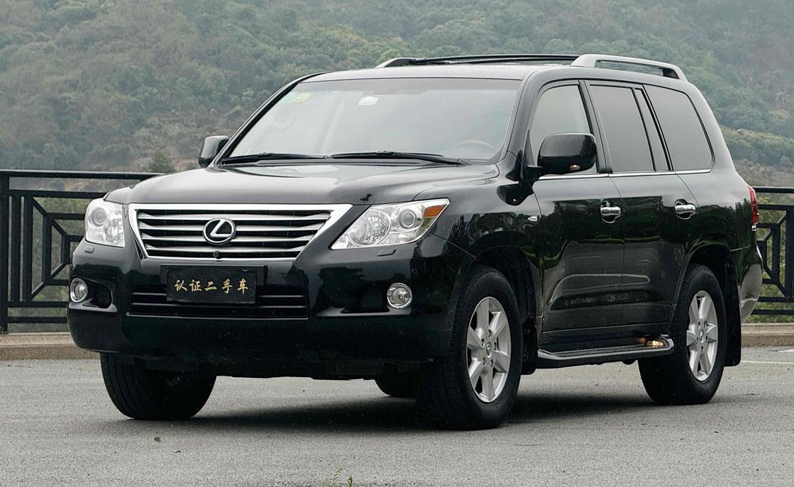 r220042-lexus-lx-2011_0
