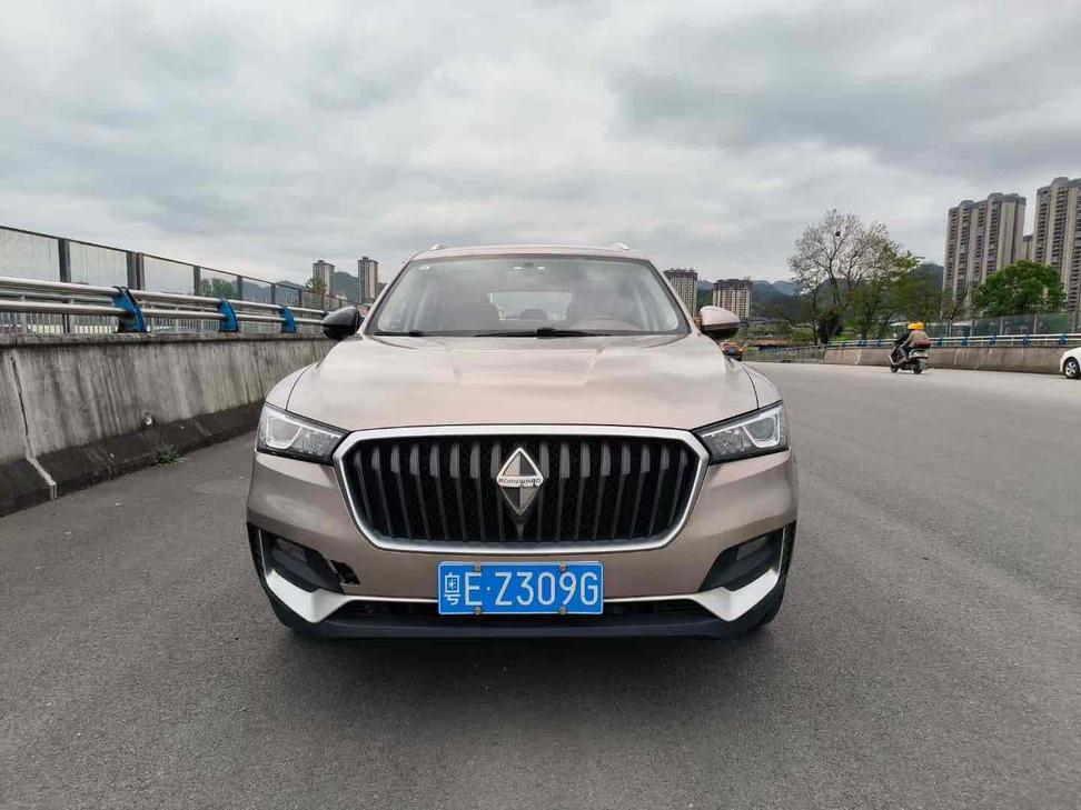 r220088-borgward-bx5-2019_0