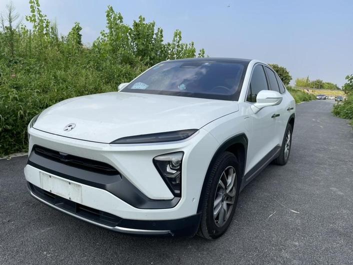 r220190-nio-ec6-2021_0