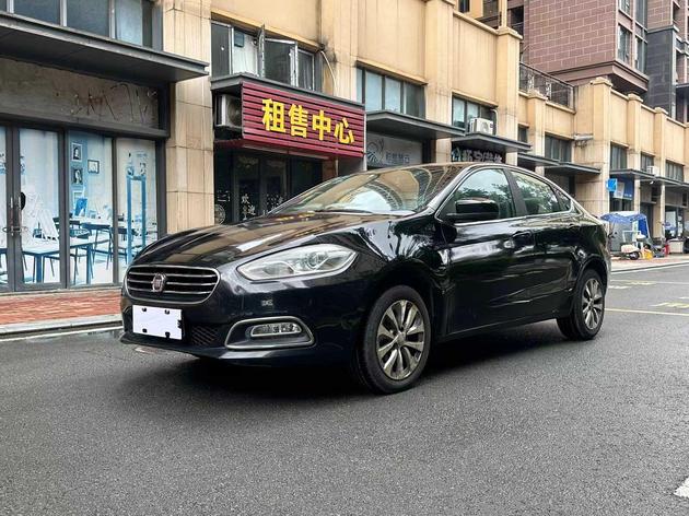r220196-fiat-viaggio-2013_0