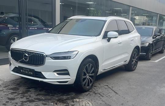 r220215-volvo-xc60-2021_0