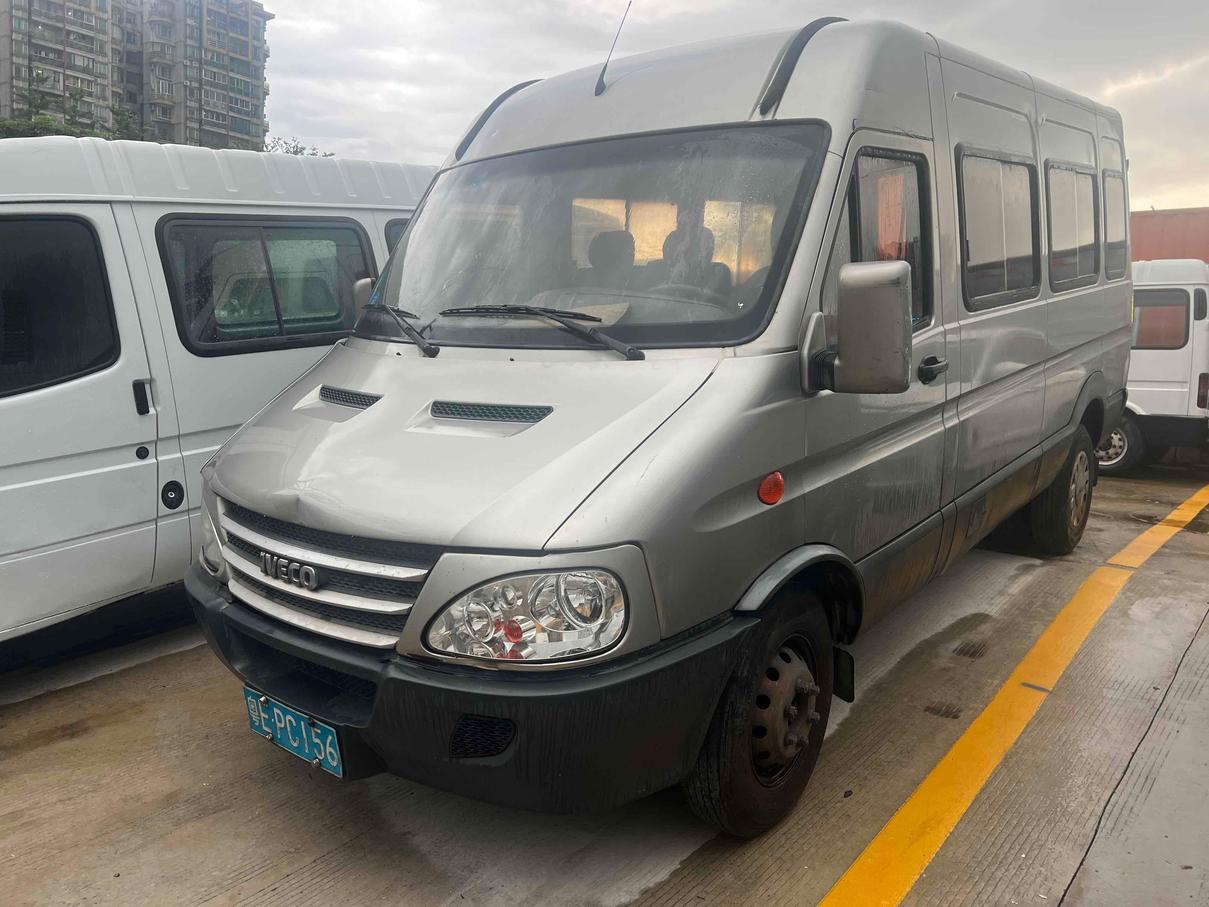 r220291-iveco-power-daily-2016_0