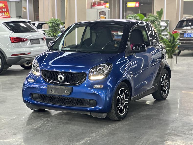 r220349-smart-fortwo-2016_0